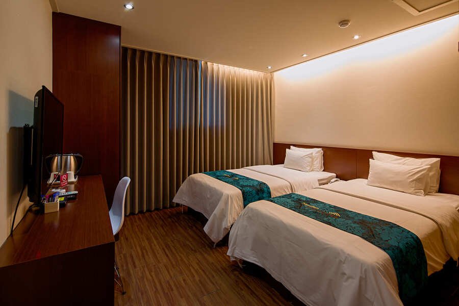 Twin room bed